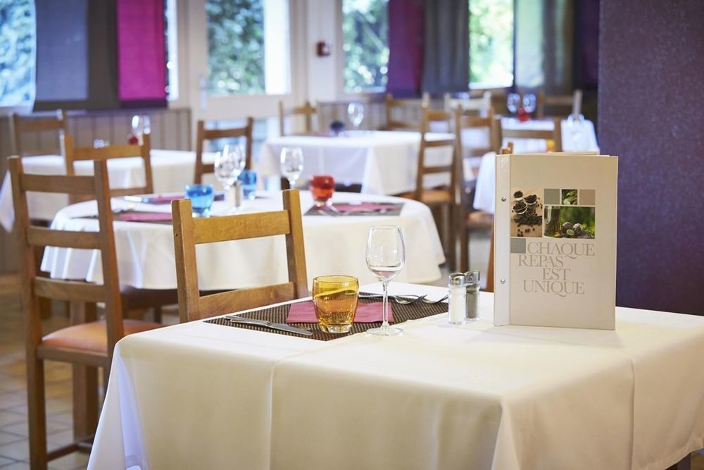 Comfort Hotel Linas - Montlhery מסעדה תמונה